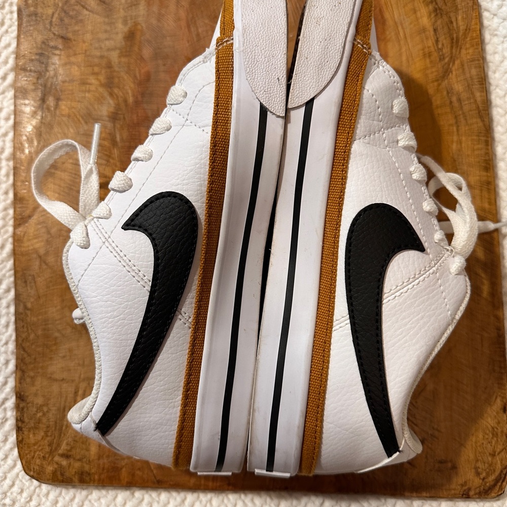Nike White and Tan Sneakers - Picture 7 of 11